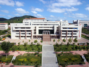 鲁东大学